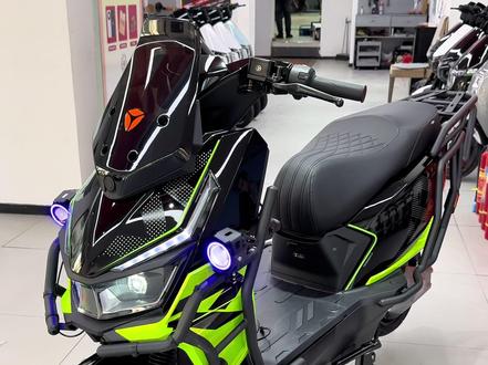 外卖骑手专属座驾!300W极速电机!可配72V100AH锂电
#雅迪钛酷