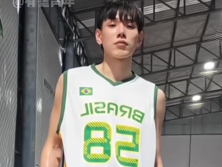 误闯天家这首bgm下迎来它的话事人!词对曲对舞对人对,跳舞的任敏简直在发光!#任敏#误闯天家#老九门#二月红#良陈美锦