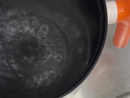 挑战小电锅之8分30秒鸡蛋篇#鸡蛋的神仙吃法 #蛋神 #煮鸡蛋 #溏心蛋#跟着蛋神煮鸡蛋