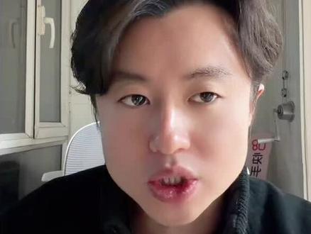 #狗总 狗总直播片段分享,狗总说稀土跌了