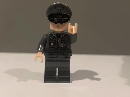 1:35虎式坦克拼搭体验
某冠的小型坦克,设计中规中矩性价比不错 #乐高 #国产积木 #二战 #全冠积木