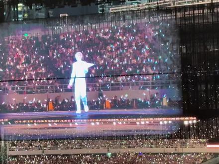 “场场一样 场场出的丑不一样”从点歌开始哈哈哈哈哈哈#薛之谦 #万兽之王首场 #演唱会是一个巨大的乌托邦 #薛之谦万兽之王 #原谅世界只需一张演唱会门票