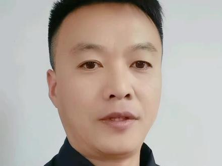 雅迪电动车塑料外壳平叉护板修复,能修不换这是规矩,先找问题再换件也是规矩。#电动车维修 #电动车 #新国标电动车 #雅迪电动车 #小宋电动车精品维修技术培训