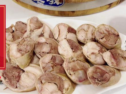 东北杀猪菜系列大肠灌肉,搭配大骨头炖酸菜,提前感受下东北年味