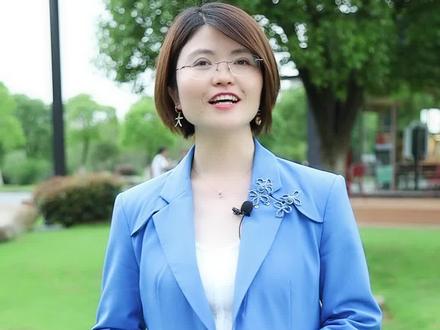 时髦、时尚,用英语可以怎么说?你会几种表达方式?#英语 #学英语 #英语口语