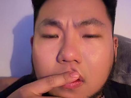 卧槽!!吃了个泰国美白身体乳的瓜