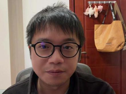 又见证历史了,白银基金的净值单日暴跌30%,原来调整了估值方式,直接对标国际银价,这样一来,二级的溢价直接飙升到了100%! #白银基金 #白银 #泰勒来了2026