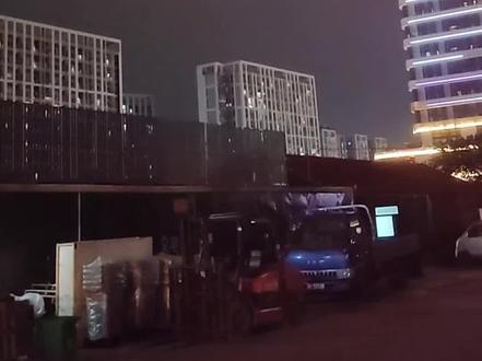 威海友协 尖刀畅享版收缩106㎝和神剑回馈版收缩112㎝ 伸开对比下
收缩节长一些的竿稍初更直一些