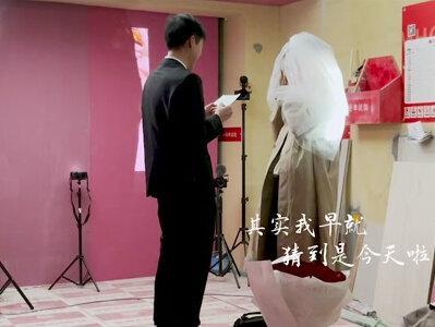 给大家介绍一下这是我未婚夫哦@陈思建(晚上9点40直播 在回家路上55#思建求婚宵夜 #原来很喜欢一个人真的想结婚