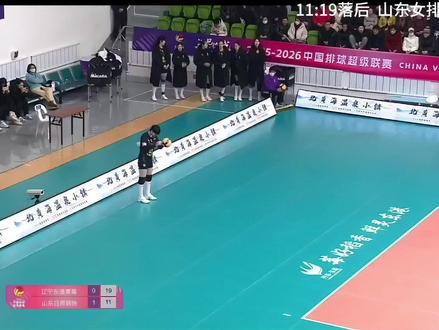 惊天大逆转!山东女排11:19落后,没想到李晨瑄郭湘玲疯狂暴扣,逆风翻盘
#李晨瑄 #郭香玲 #山东女排