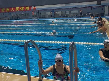 #室内游泳馆推荐 !武汉洪山区英东游泳馆!