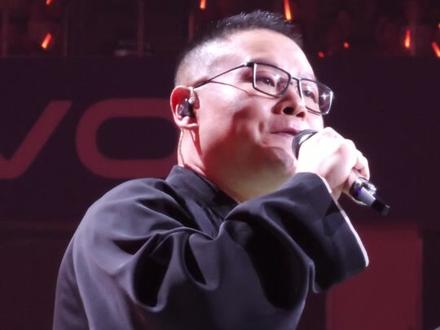 合肥站《女驸马》岳岳唱的还怪好嘞 这么多年了终于把这首歌听全了😂只会开头两句#岳云鹏 #岳云鹏非要唱巡回演唱会