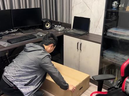 趁双11买了台4K显示器,为了虚幻5能显示更多蓝图。第一次用曲面显示器。三星G74K显示器装机体验!