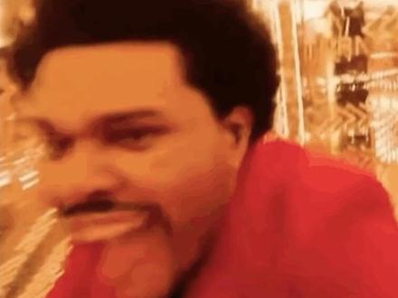 我只是很想努力的让自己离哥哥更近一点而已~ttm你就不能对我好一点吗?#theweeknd #周末小子 #泰国 #演唱会 #我没招了