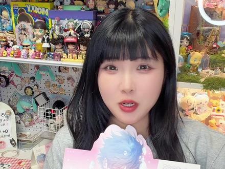 小蘑菇的手表已经是next level啦!#吃谷 #小蘑菇 #手表 #二次元 #玩具