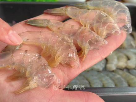 教你2秒快速去虾壳,只需一个动作,虾壳虾肉完整脱落,做法真牛#大虾 #去虾壳 #虾 #美食推荐 #活虾 #抖音美食创作人 #抖音美食