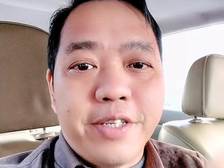 信丰的朋友晒的腊肉!要不就是咸得无法入咽,要不就是因为天气因素,臭了或者坏了!按照赖哥以下的方法,既是南风天,或者下雨一个月,你的腊肉也不会坏,请点赞收藏!以免需要的时候找不到了!#同城热点话题#信丰#腊肉正宗的腌制方法 #又到腌制腊货的时候了 #家乡的味道 #自制腊肉 @抖音小助手 @抖音热点宝 @抖音生活服务商家助手