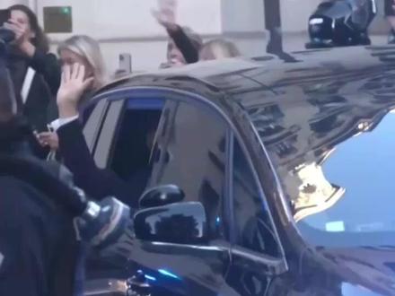 法国前总统萨科齐入狱服刑
【中央广播电视总台维吾尔语】