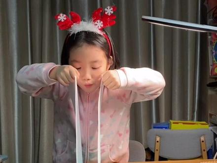 飞机是怎么飞起来的?#科学小实验#空气动力学