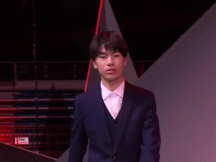 联盟唯一野射双提名的天才选手、希望2022年的年末犹如2019年的夏天,四面环绕,山呼海啸,你永远是estarpro最强的矛、最锋利的剑,不留遗憾,所愿皆可得🥰#estar花海 #2022世界冠军杯kic #向全世界安利 #电竞 #kpl @eStarPro花海 宝宝,加油呀!