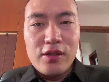 无耻擦边,成了世界笑话 不是所有的乔丹都打篮球,还有打乒乓球的😂
抄袭是没有未来的,这个品牌应验了,还有中国乔丹么?没了#商业认知 #品牌 #侵权 #品牌保护 #说真话