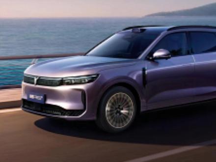 岚图FREE+无法升级ADS4 主持人:属于不可抗力因素 #岚图 #岚图FREE #汽车投诉