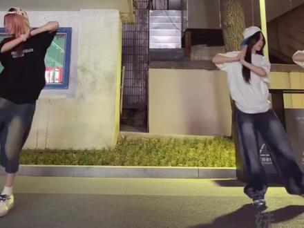 我还以为看禅者行脚舞蹈是很小众的事儿呢!#禅者行脚舞蹈挑战 #禅者行脚舞蹈 #搞笑 #抽象 #有趣