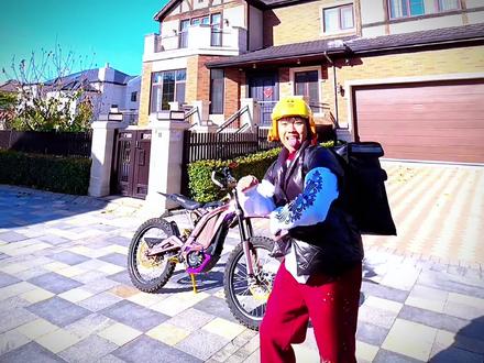 大城市机会就是多,点个外卖还有人打赏#富二代#外卖