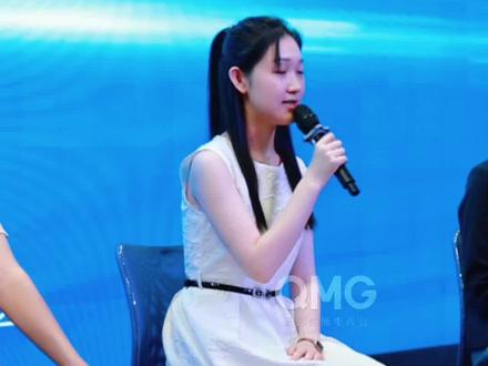 裸分697分考入清华大学,青岛美女学霸分享“学习秘籍”,网友:“我重生也考不了这么高的分” #清华大学 #美女学霸 #理科生 #努力成为更好的自己 #QTV教育频道记者闫飞
