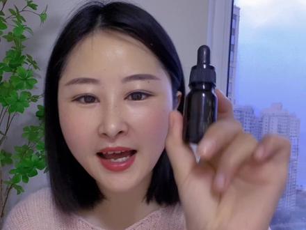 @丸蔻 秘密花园是解决私处问题的一款精油,直播间不方便介绍这里来详细的介绍,它主要是解决私处痒、分泌物多、异味的问题。
很多人一痒就去医院,医生给开药,但是你有没有发现,停药之后还是痒。
你说有没有一种可能你根本就没有炎,你的痒是另外一种原因呢?
以前是卫生条件不够好,女性容易感染,但是现在卫生条件这么好,感染的几率小了,更多痒的原因是你过渡清洁,皮脂膜和角质层被破坏掉了,这种痒,你就算把整个人泡在药里都没用,一定要用油去修护皮脂膜和角质层才行。
秘密花园真的是你用上一秒钟就不痒。它除了对这种干痒有用,你如果真的感染了也行,植物能在地球上生活这么久,消炎杀菌是刻在它基因里的,最最最重要的是,它还能打通你私处的循环,让它保持活力。#私处护理