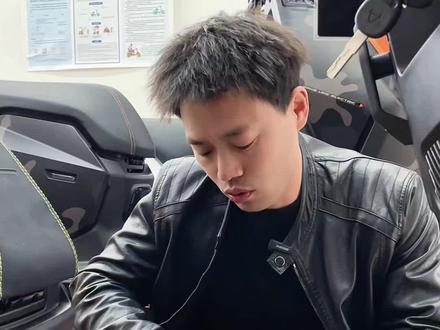 #日常记录vlog
接线是上锡好还是接线端子呢?
#小牛电动 #真赛道很小牛 #小牛nx #风速