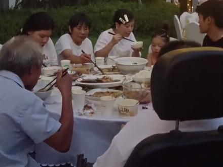 这就是邦泰物业,选择邦泰你后悔了吗?#户外拍摄