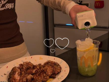 晚间𝐯𝐥𝐨𝐠|外酥里嫩的蒜香黄油鸡排🍗 #治愈系美食 #深夜食堂#沉浸式 #美食vlog#青年创作者成长计划