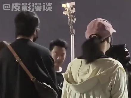#郑恺来了也得拍重庆落地签 谁不想来重庆拍一套#郑恺#崔叡娜#重庆机车