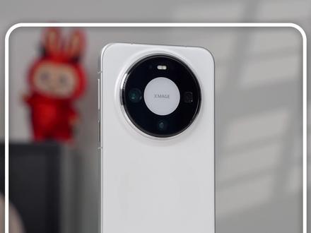 你可以喷侧边指纹,但不能喷华为的侧边指纹?#华为mate80 #硬核玩家计划 #抖音知识年终大赏