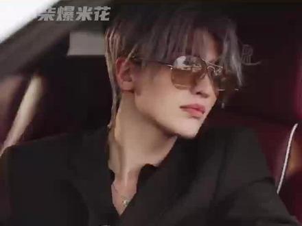 #卡琳娜宣布暂停一切活动 希望姐姐幸福快乐啊#卡琳娜 #仲尼