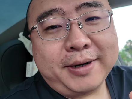 FSD 马上就要进来了?今天全网都在传,但是老高觉得又是标题党,最快也要今年的三季度吧。#特斯拉#FSD #真实用车感受 #真实生活分享计划