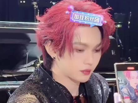 给帅哥一点小小的震撼!!!
#叶皓然 #签售 #叶皓然广州巡演 #短剧 #livehouse