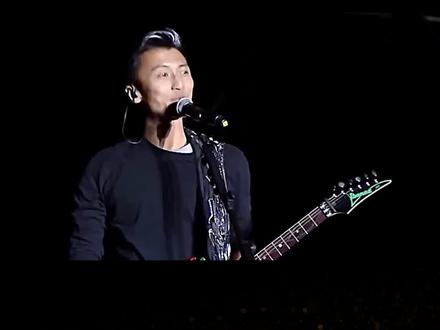 谢霆锋深圳开演唱会