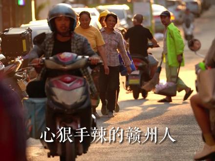 凌晨的油条豆浆,应该没有人能够拒绝吧?#城市里的烟火气 #巷子里的美食 #地方特色美食文化 #这很赣州 #夜宵