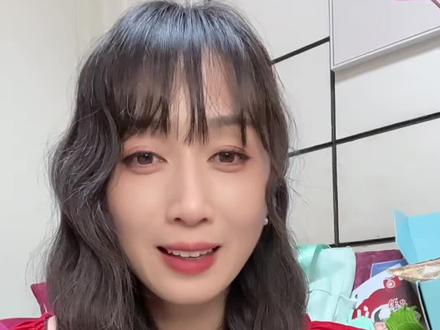 咱咱郝熠然,最新的商务官宣了,盼星星盼月亮终于盼来了,姐妹们5月26号早上10点30分,咱们绝交一分钟,我就不客气了😁😁😁😁#郝熠然 #资生堂 #资生堂悦薇水乳 #资生堂自营旗舰店 #资生堂红腰子精华