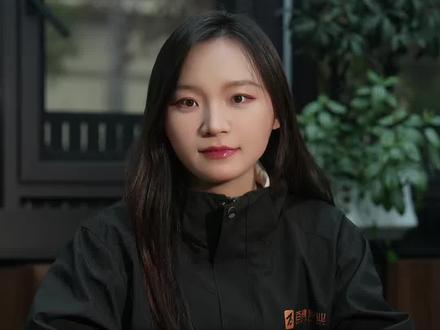 2026全球铜铝格局大洗牌!价格飙涨、供需缺口、巨头博弈,核心逻辑一次讲透👇
开年铜铝价格双双刷新历史新高,LME铜价破13387.5美元/吨,沪铝冲上25075元/吨,这波涨势根本停不下来!
铜铝高位震荡是主旋律,长期资源稀缺+绿色转型,铜铝已成大国战略筹码,得资源者得天下!
#全球铜铝格局 #有色金属行情 #工业金属