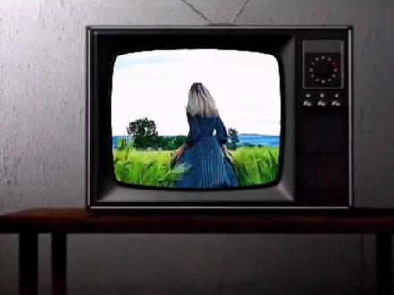 #创作灵感 十秒教你电视机故障开场,一学就会!#教程 #绿幕抠像 #创意摄影 #手机剪辑 @抖音小助手 @剪映