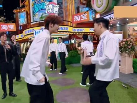 #综艺剪辑 #你好星期六 丁程鑫舞蹈游戏好厉害 全都淘汰