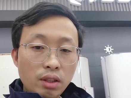 格力Star5代能否成为美的领航者4代的劲敌?大家拭目以待😎#通程电器 #格力Star5代 #领航者四代 #中央空调