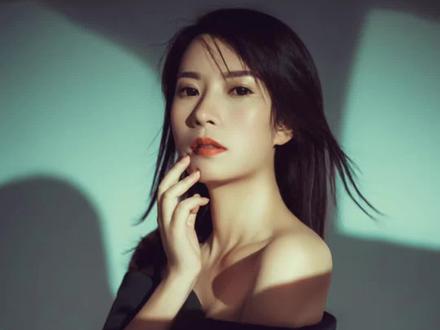 恋综潜规则:越会照顾人的女生,越不值钱?#日落时分说爱你#恋综#i人#社交潜规则