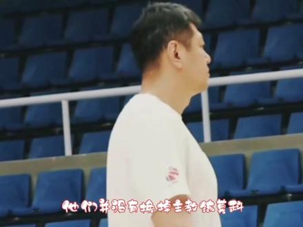 四川金强男篮一胜难求,莫科指导负有不可推卸的责任#dou来为中国篮球加油 #篮球 #cba新赛季 #四川金强