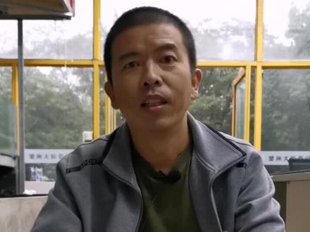 疫情当下,建议绑蟹的时候不要用嘴咬住绳子,分享一下我的方法,觉得不错的点个赞吧,谢谢大家!