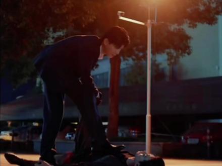 “你是我的菩萨,也是我的神明。”就欺负游主任听不懂泰语,但是这一句,真的很想游主任听懂。#四面佛by苏二两 #游书朗 #樊霄 第一次听广播剧👍🏻