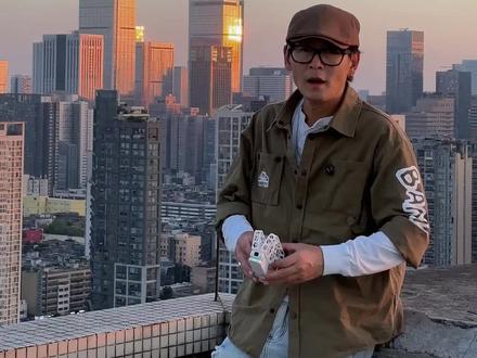 真正零门槛有手就能飞的飞行相机,经典无人机视角自拍利器,想飞就飞,让你的旅行自己就能拍出绝美上帝视角。#无人机航拍 #哈浮飞行相机 #哈浮相机 #自拍技巧